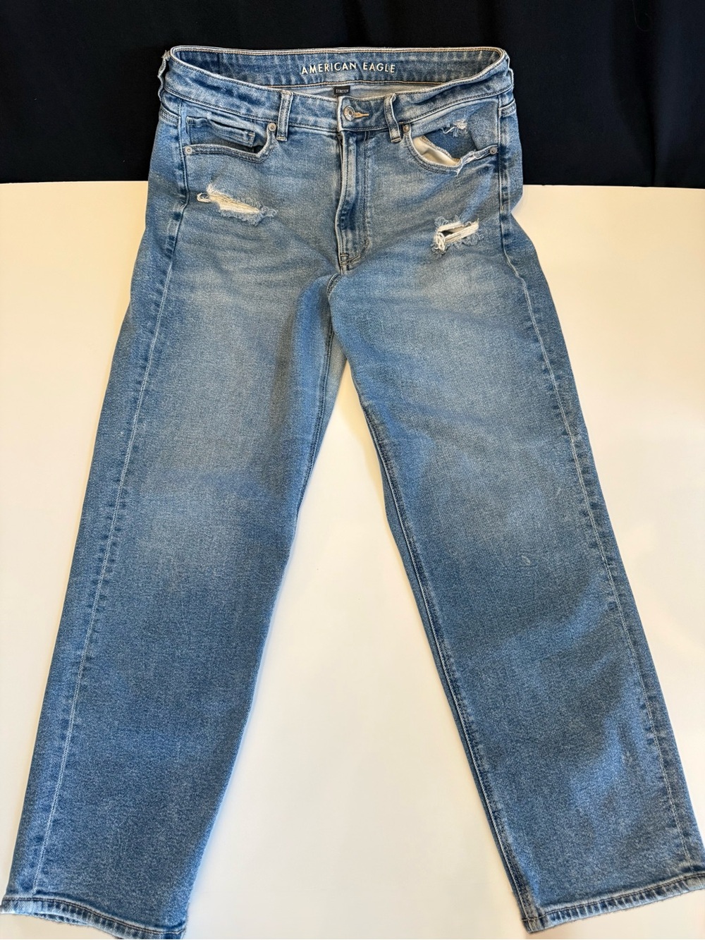 American Eagle Outfitters Light Blue Distressed Straight Women's Jeans
